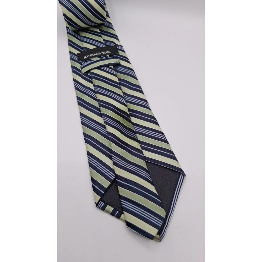 Jones New York Green Blue 100% Silk Men's Neck Tie